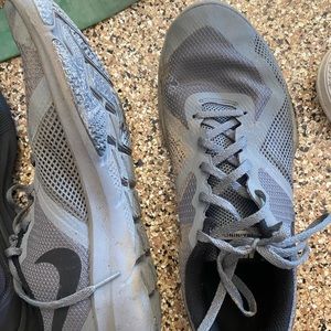 Nike Shoes Size 10.5